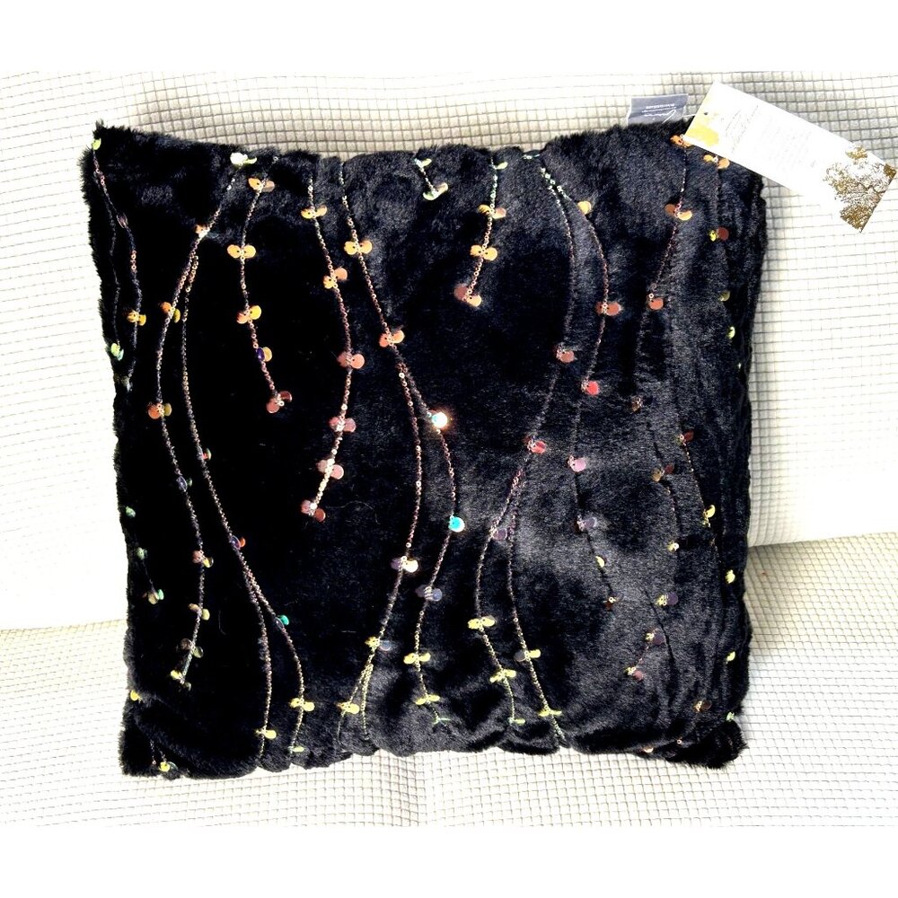 Aviva Stanoff Black w/ Rose Gold Sequin MilkyWay Blanket 2 Pillow set, MSRP $799 - Picture 8 of 13